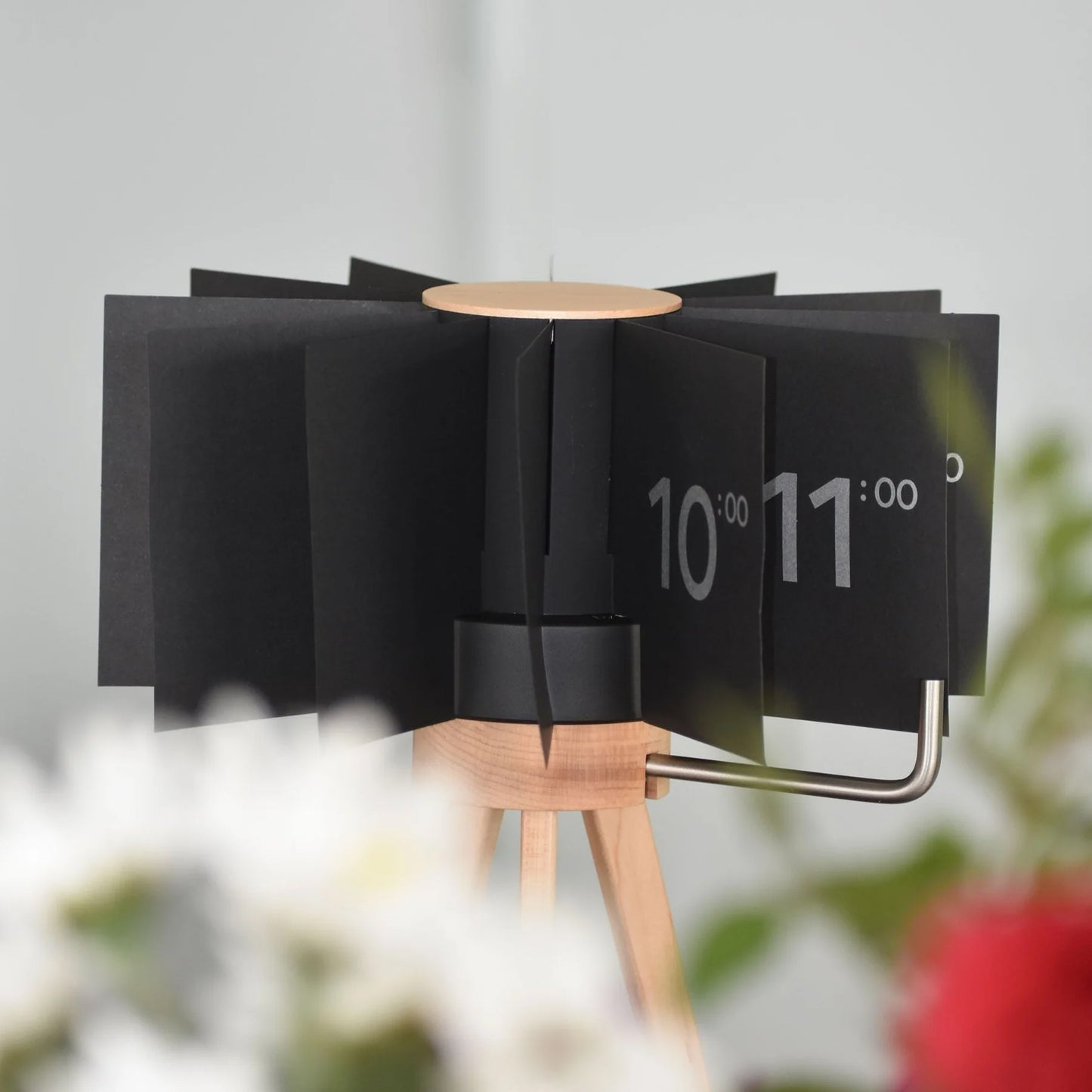 Besonder | NRH Clock Mini Black Edition beamalevich architecture gift design gift art gift