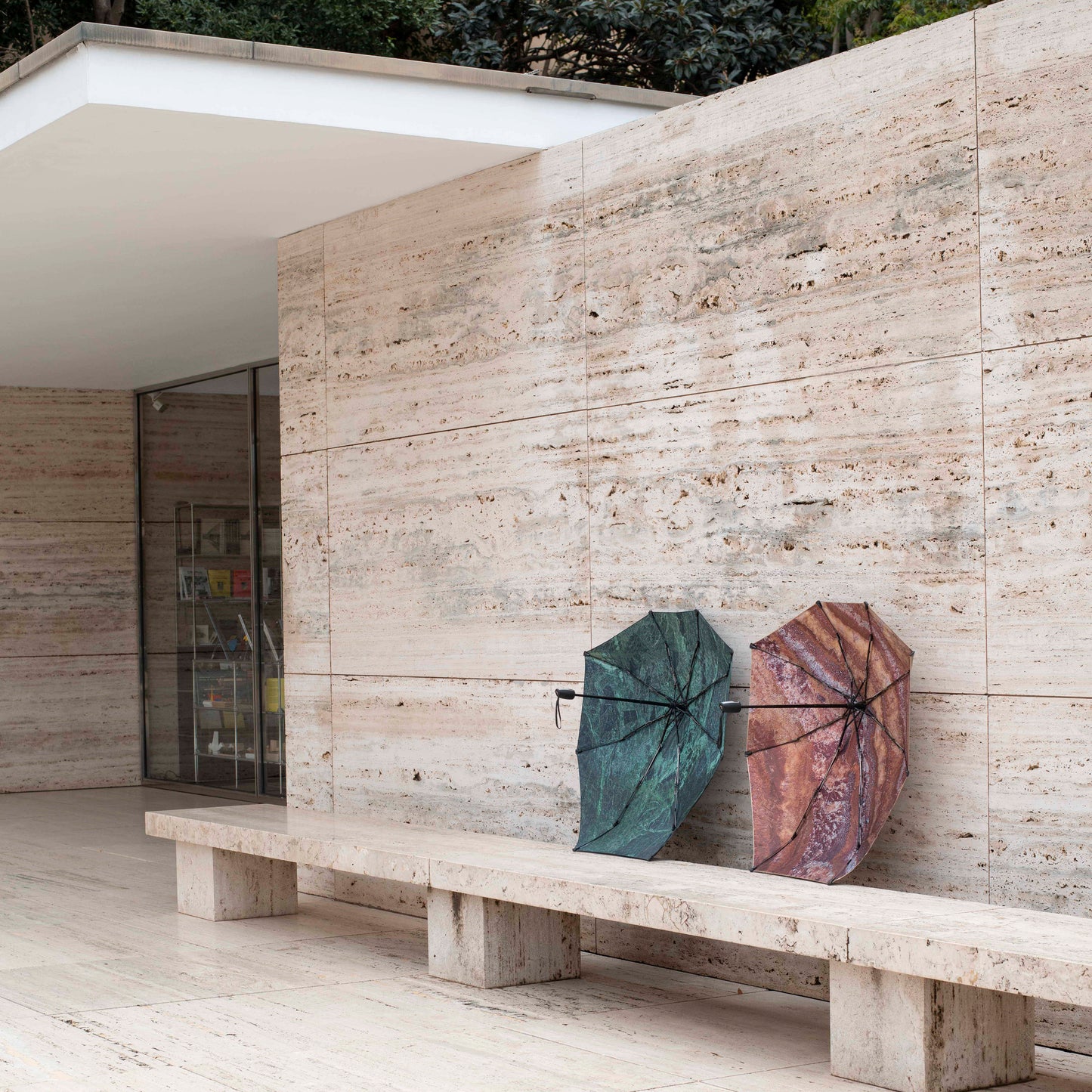 Senz® Mini Automatic | Mies Pavilion / Onyx