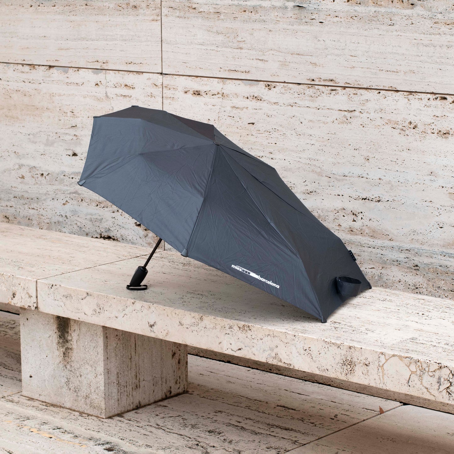 Senz® Mini Automatic | Mies Pavilion / Alpine Marble